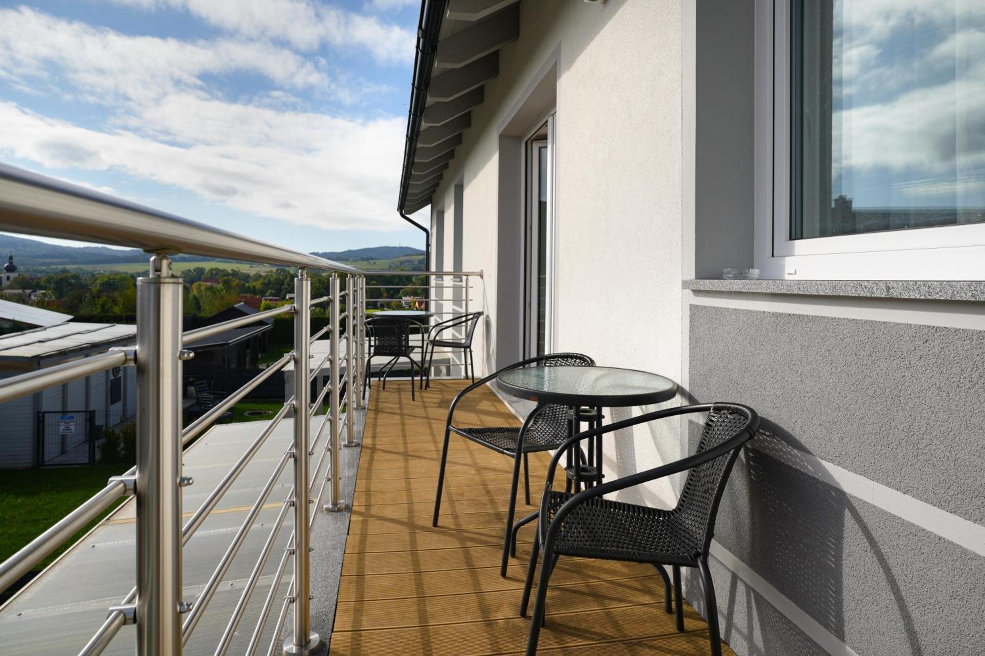 Apartamenty "La Villa" Superior II Z Dwoma Sypialniami, Balkonem, Parkingiem, Blisko Centrum Kudowa-Zdrój Eksteriør billede